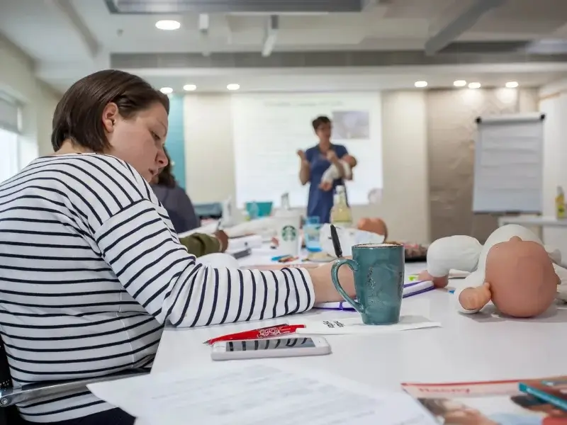 Accredited maternity nurse training from Babyem supporting evidence-based newborn care