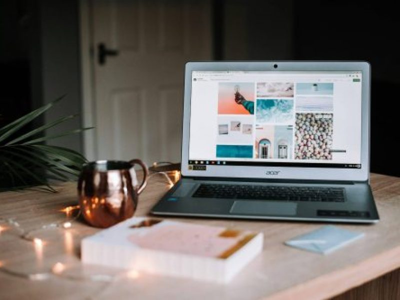 laptop on desk, browsing